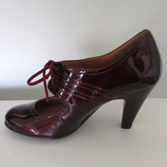 Sofft Womens Wine Patent Leather Mary Jane Pump w/3.5" Heel NWOB - Size 7.5N - Picture 5 of 8